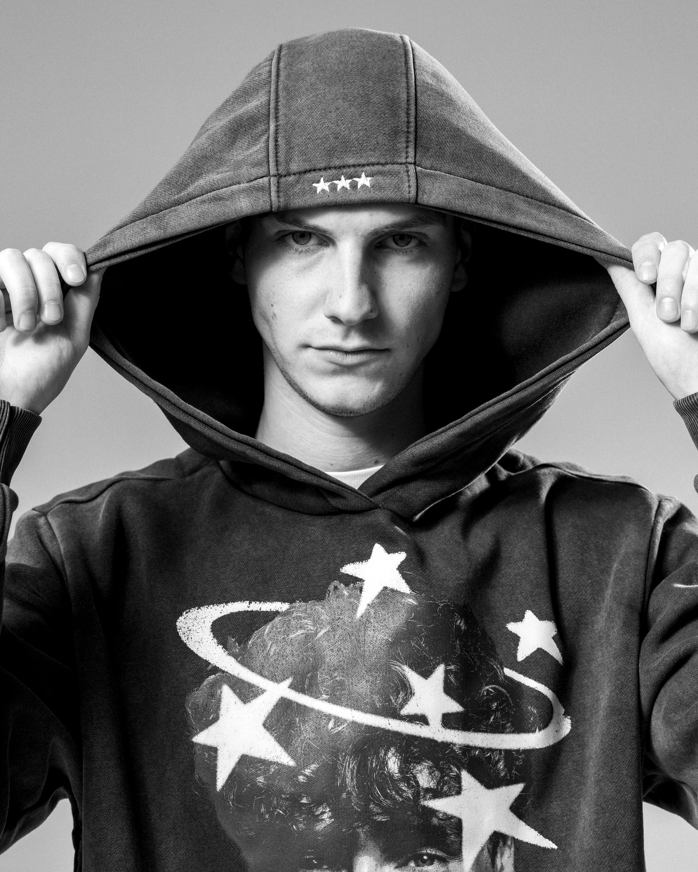 SOFIAN FACE HOODIE 💫 MAGNET