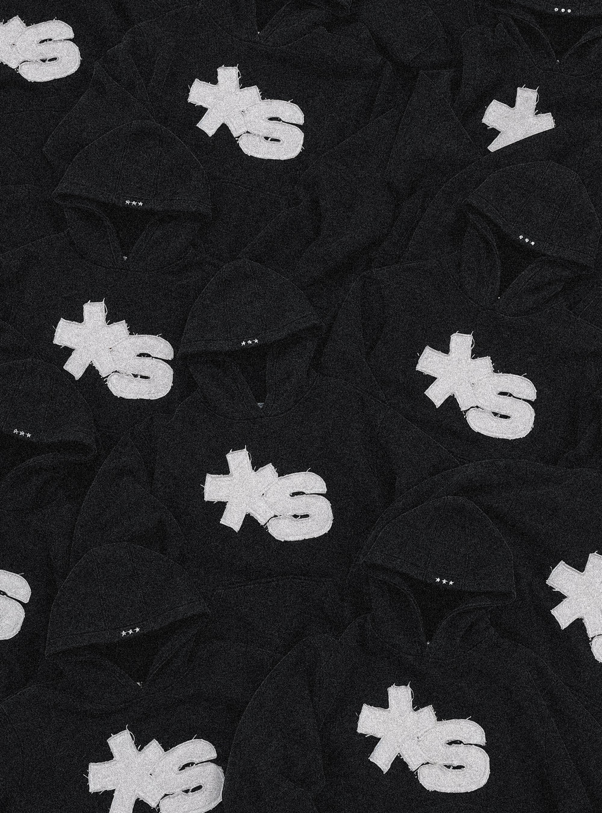 ČERNÁ WASHED MIKINA • S⭐️